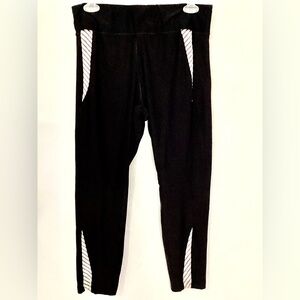 Moret Ultra Women's Workout Leggings w Black & White Accent Trim